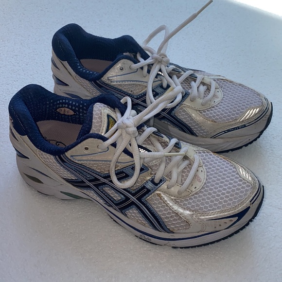 Asics Shoes Asics Athletic Shoes Duomax Gt24 T954n Poshmark